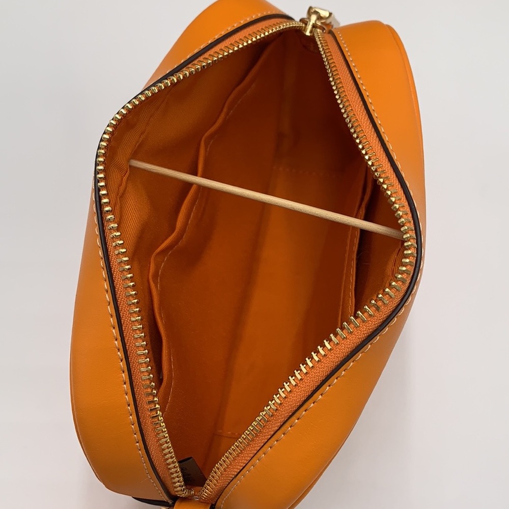 COACH Mini Jamie Camera Bag With Mini Vintage Rose Print
Im/Light Orange NWT - Picture 15 of 16